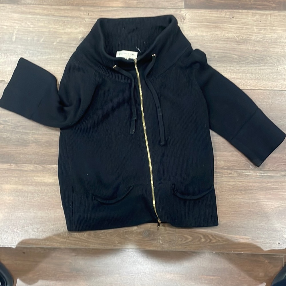 Black, women’s small, jones New York jacket